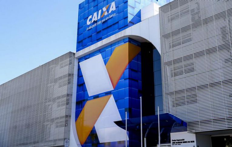 161 anos da Caixa: para se manter social, precisa continuar pública