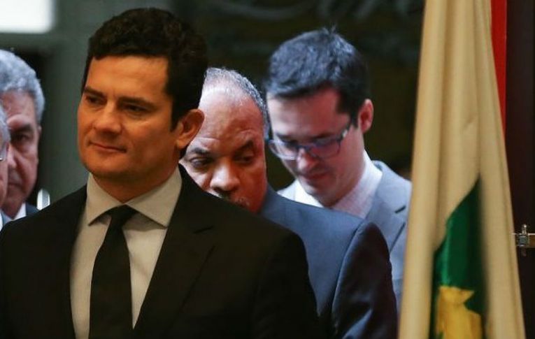 Advogado cobra apuração das denúncias contra procuradores e juiz da Lava Jato