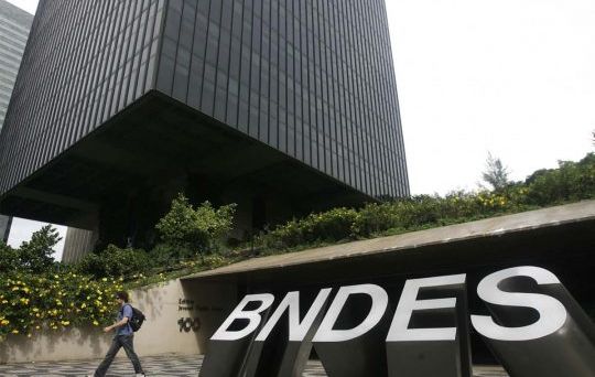 Associações de funcionários do BNDES vão à Justiça contra a CGPAR 25