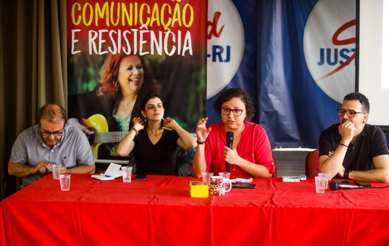 Curso NPC | Debate situa a internet como controladora do campo de visão 