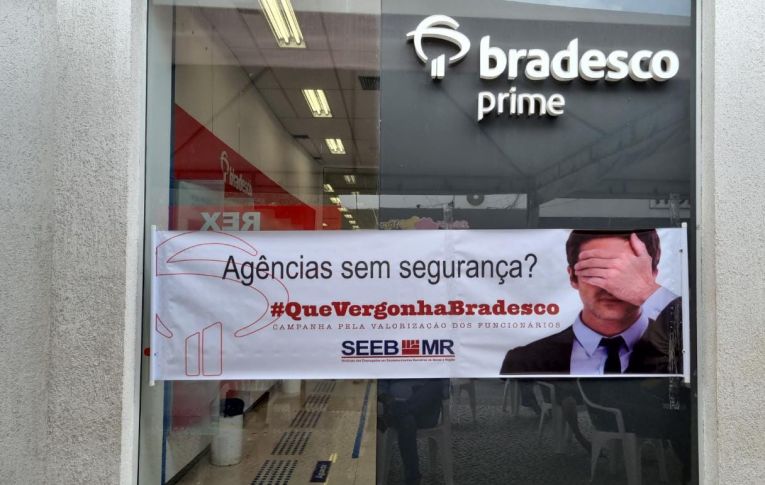 Demissões e assédio moral geram protestos contra o Bradesco