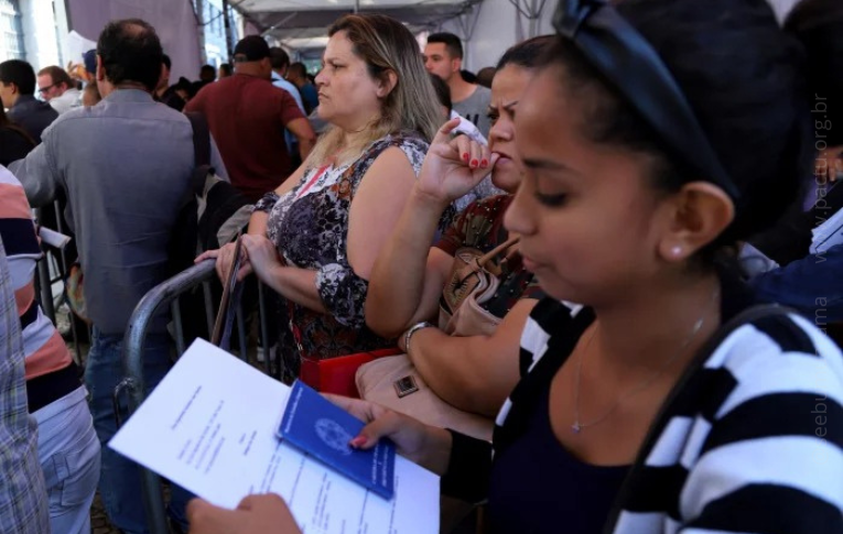 Deputadas de direita querem impedir fiscalização da Lei da Igualdade Salarial