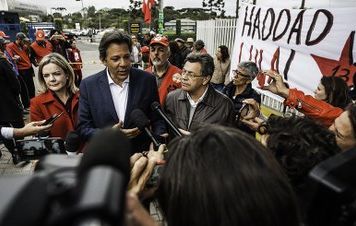 Desenvolvimento com inclusão dá rumo certo à campanha, diz Lula a Haddad