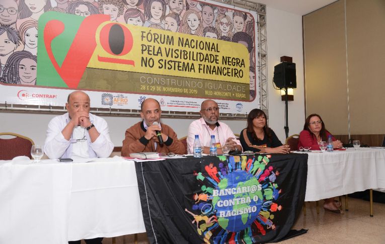 Dirigentes debatem conjuntura histórica e participação negra no mercado de trabalho