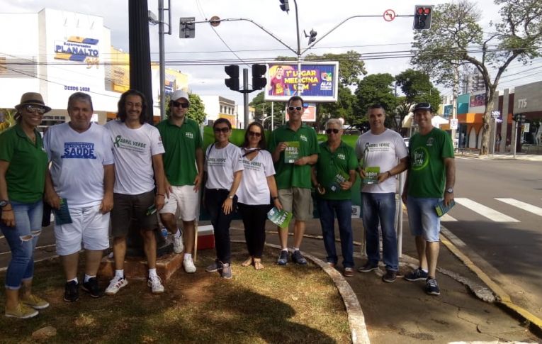 Dirigentes do Sindicato de Umuarama participaram da Campanha Abril Verde