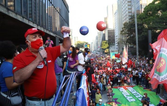 Em SP, presidente da CUT, diz que protestos continuarão até que Bolsonaro caia