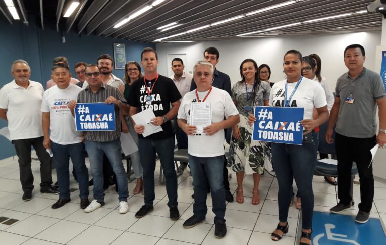 Empregados denunciam desmonte da Caixa