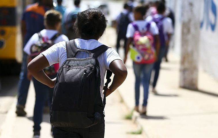 Escola Segura: governo lança canal para denúncia de ataques contra escolas