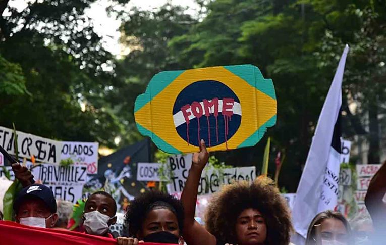 Fome se alastra no Brasil: 6 em cada 10 famílias não têm acesso pleno a alimentos