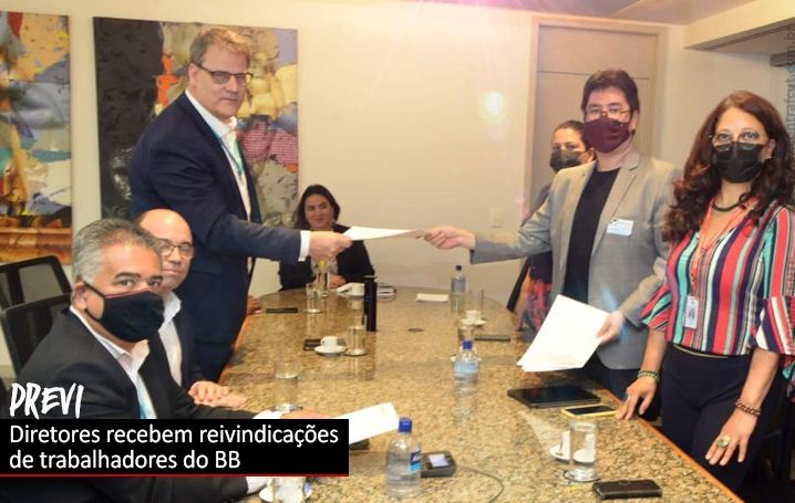 Funcionários do BB entregam pauta de reivindicações da Previ