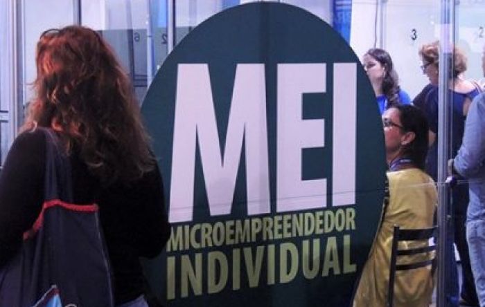 Governo estuda excluir categorias profissionais do regime MEI em 2021