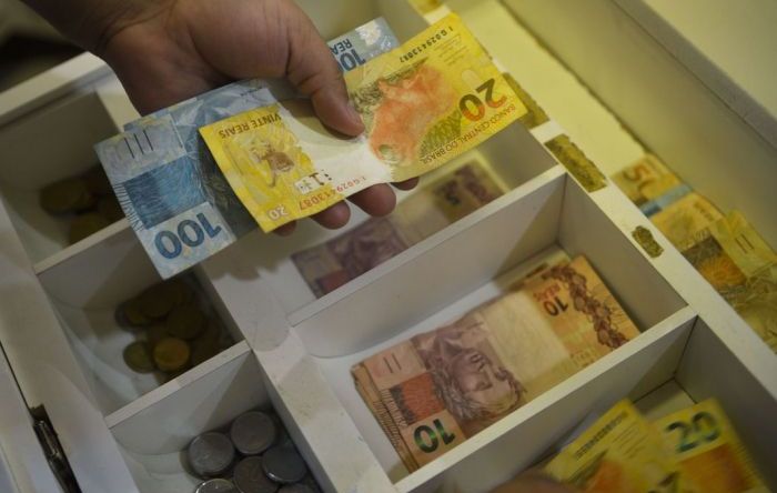 Governo reduz desconto do consignado do Bolsa Família de 40% para 5%