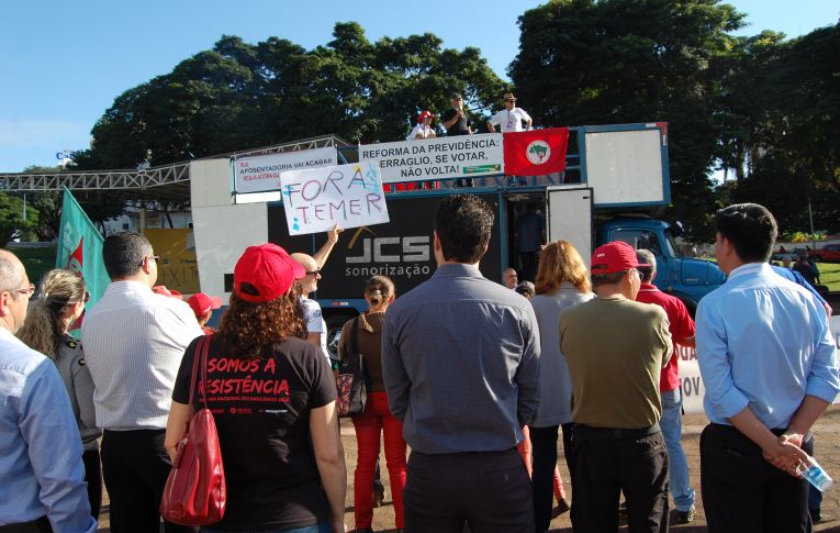 Greve geral tem protestos nas principais cidades do país