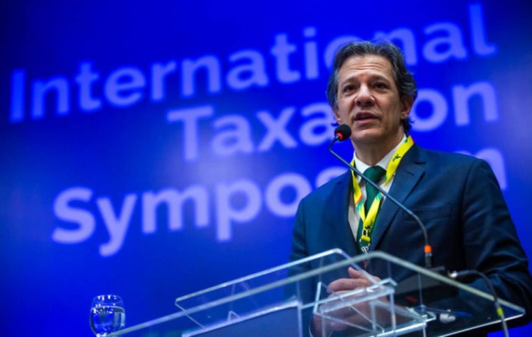 Haddad defende taxação dos super-ricos para enfrentar crise climática