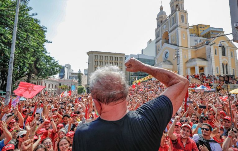 Instituto Lula: anulação dos processos chega após danos irreparáveis