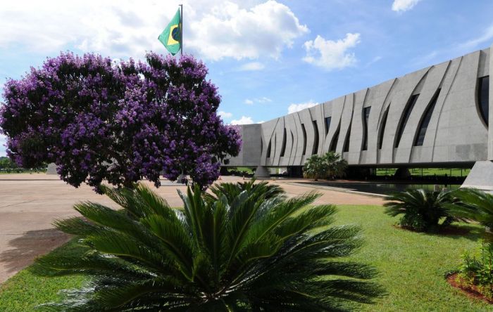 Justiça decide que trabalhador com doença grave não tem isenção de IRPF