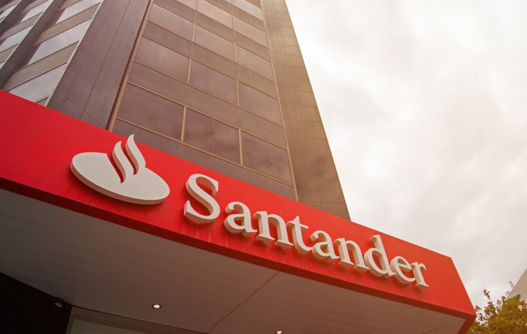 Lucro do Santander chega a 10,8 bi no terceiro trimestre de 2019