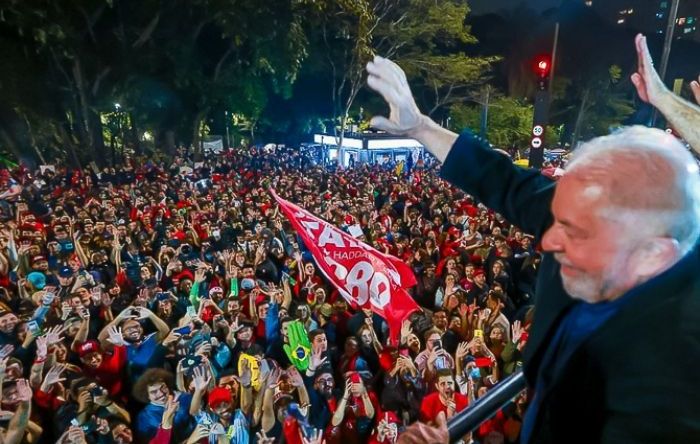 Lula é eleito presidente do Brasil pela terceira vez com mais de 60 milhões de votos