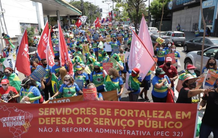 Mobilização contra a reforma Administrativa ocupa as ruas de várias cidades