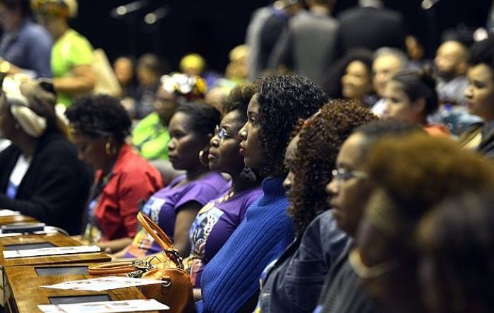 Negros ocupam apenas um décimo das cadeiras no Poder Legislativo do Brasil