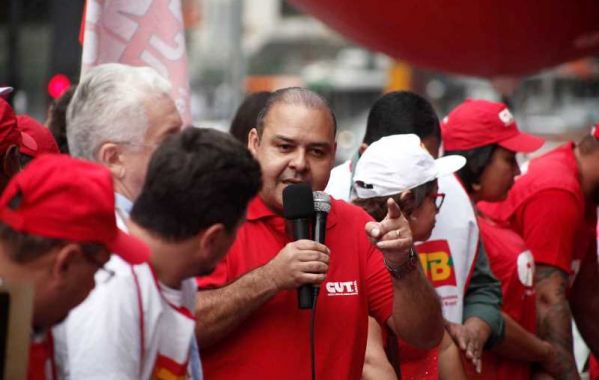 O que os golpistas chamam de modenização é roubo de direitos