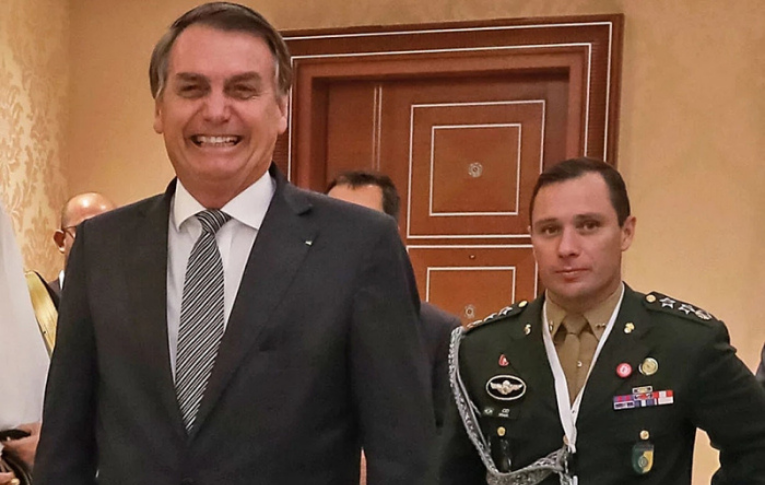 Operação da PF apreende celulares de Bolsonaro e Michelle; coronel Mauro Cid é preso