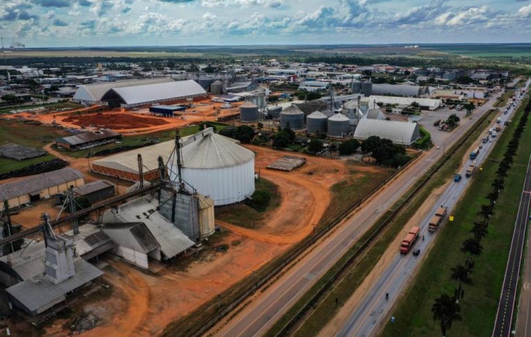 Os custos sociais e ambientais por trás do sucesso do agronegócio em Lucas do Rio Verde, Mato Grosso