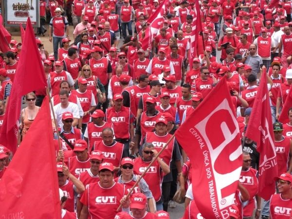 Temer mente: reforma enfraquecerá trabalhador