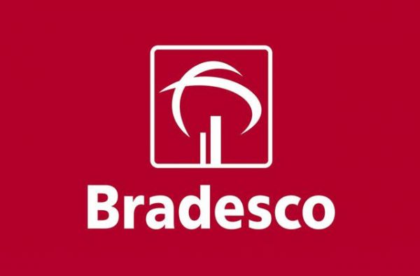 Bradesco lucra alto e corta empregos