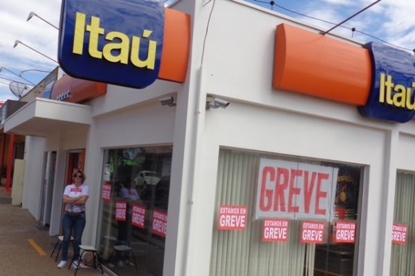 Greve: bancários do Pactu firmes na luta