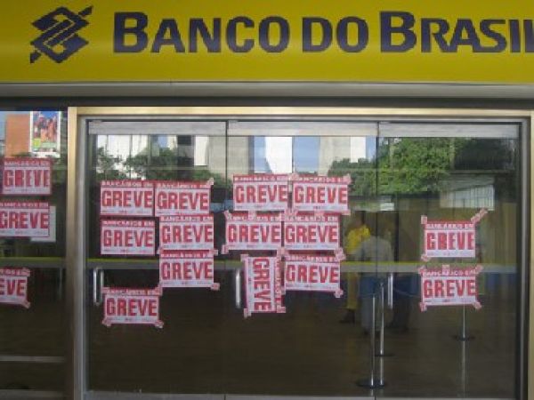 Comando Nacional dos Bancários orienta aceitação da proposta do Banco do Brasil