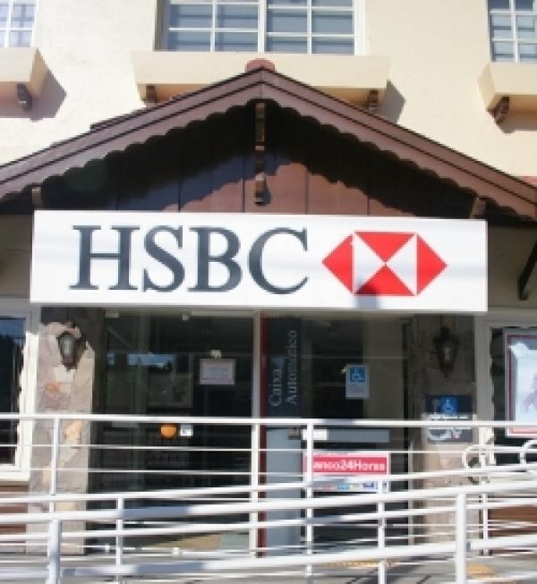 HSBC no Brasil lucra R$ 1,225 bilhão em 2012, mas corta 946 empregos