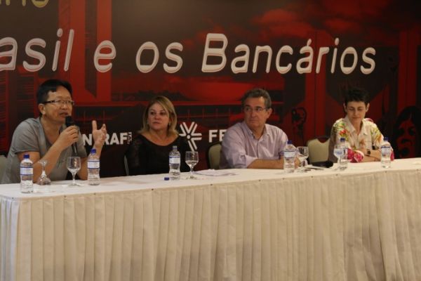 Fenae e Contraf/CUT promovem debate sobre a situação dos bancários e o papel dos bancos no Brasil