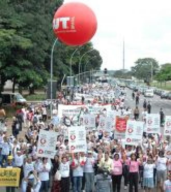 Movimento Saúde+10 ocupa Brasília e reforça luta por 10% do orçamento da União para a saúde pública