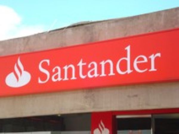 Santander anuncia valores da PLR e PPRS, mas não marca negociação