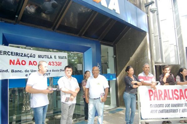 Bancários participaram da manifestação contra o PL 4330