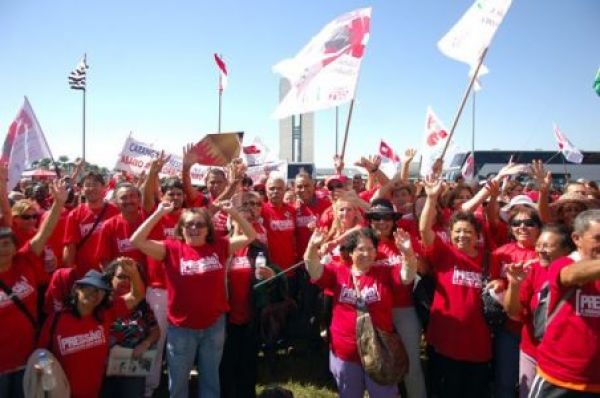 No primeiro dia de greve da Educação, 23 estados e o DF mobilizam suas bases