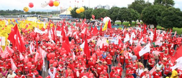 Contraf chama bancários a participar do dia nacional de mobilização da CUT