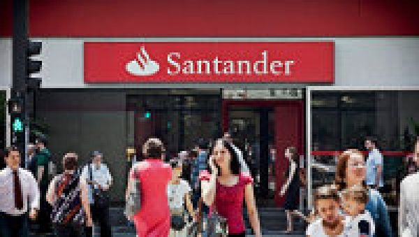 Enquanto demite, Santander é pentacampeão em reclamações no BC