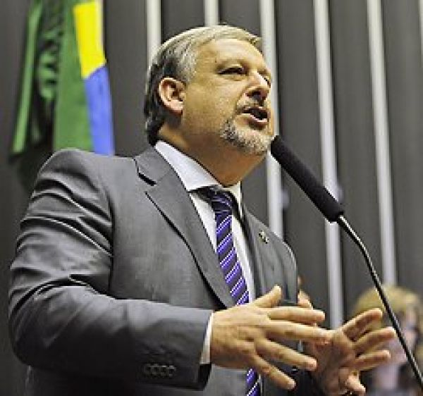 PL 4330 sai da CCJC e Berzoini cobra acordo para não votação na Câmara