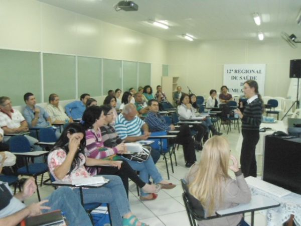 Sindicato de Umuarama participou de Ciclo de Debates em Saúde do Trabalhador