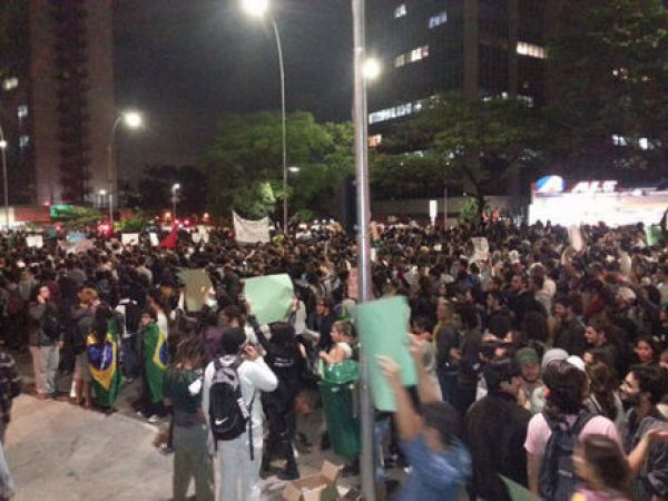 CUT e movimentos sociais reforçam participação na manifestações