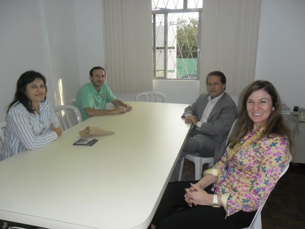 Superintendente Regional do BB visita SEEB Campo Mourão