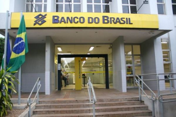 Sob batuta de Temer, Banco do Brasil anuncia fechamento de agências e corte de funcionários