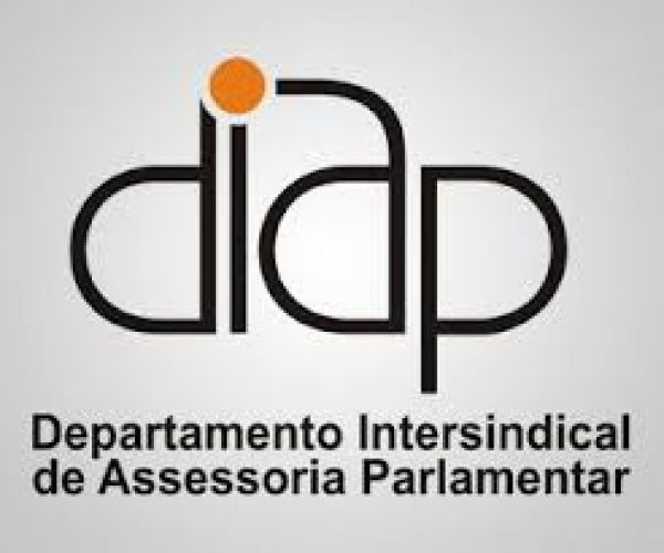 Artigo:  A eleição para o Congresso e os assalariados      PDF