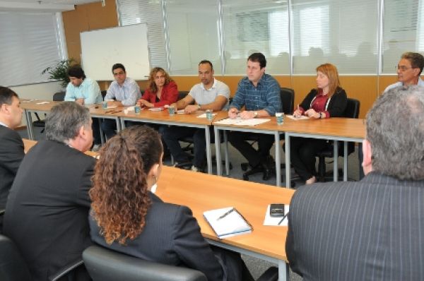 Contraf-CUT debate avaliação do PCMSO e Sipat com Fenaban