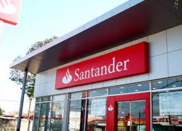 Santander lucra R$ 1,519 bilhão no 1º trimestre, mas corta 508 empregos