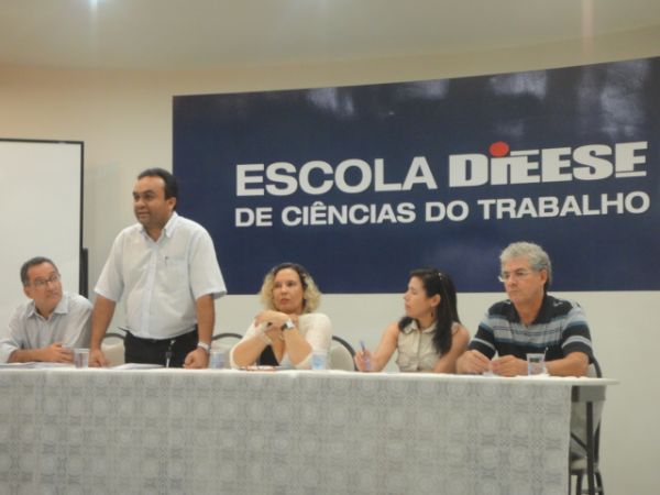 Dieese lança Escola de Ciências do Trabalho