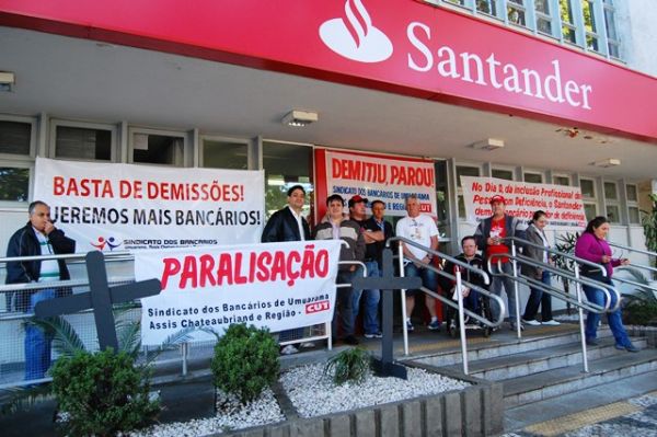 Bancários do Santander de Umuarama paralisam agências contra demissôes