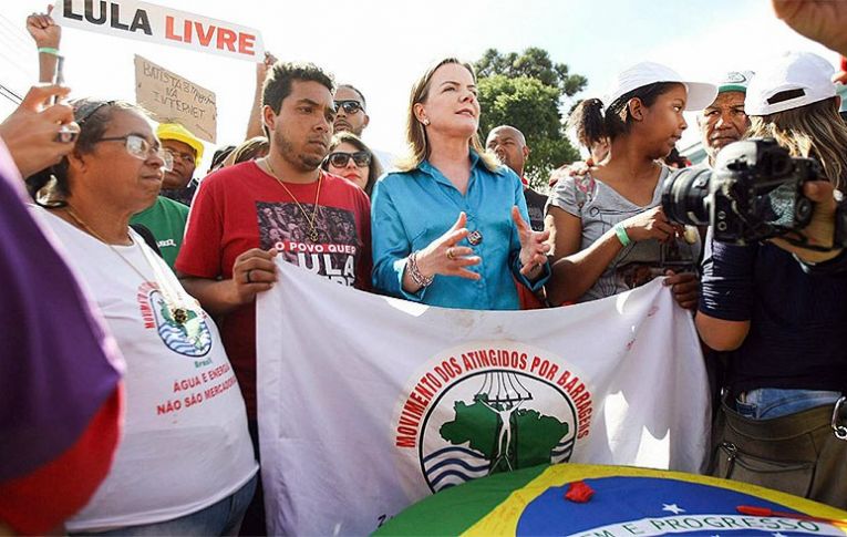 Pesquisas fortalecem Lula e candidatura é juridicamente viável. Entenda.